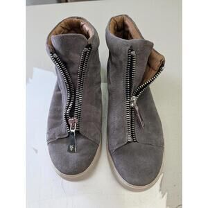 Women's Gray Suede Fyre Booties Shoes Zip Up Size 9 M